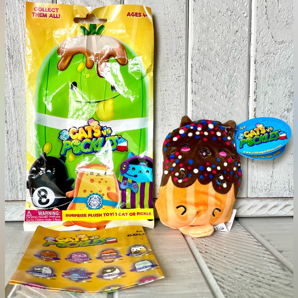 Cat Vs Pickles Blind Bag #337 Madeline Cat Bean Plush With Chocolate Sprinkles